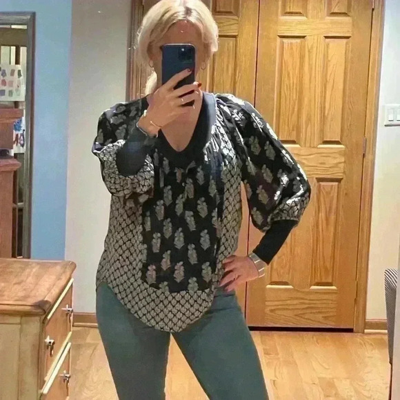 Joie Silk Black and White Blouse Size Small - Picture 5 of 11